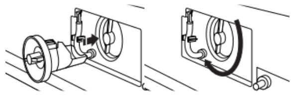 Manual del propietario de la lavadora de carga frontal Whirlpool - Vuelva a insertar el filtro de la bomba de desagüe girándolo en el sentido de las agujas del reloj.