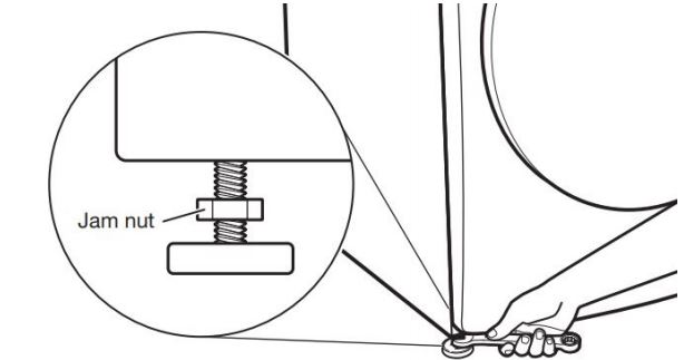 Manual del propietario de la lavadora de carga frontal Whirlpool - Ajustar las patas de nivelación